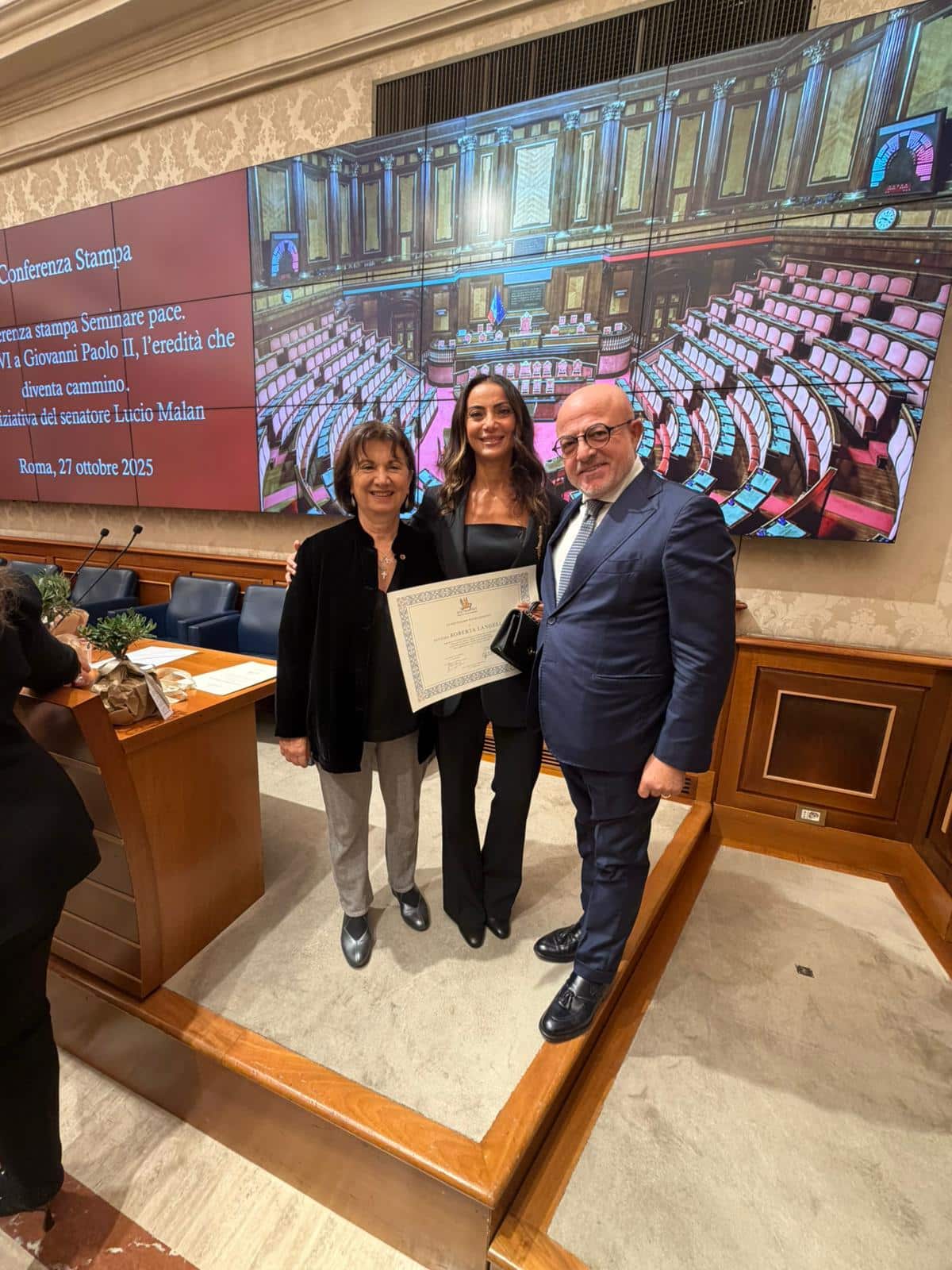 conferenza pace senato premiata roberta langella istituto pagani