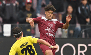 Salernitana Achik attacco