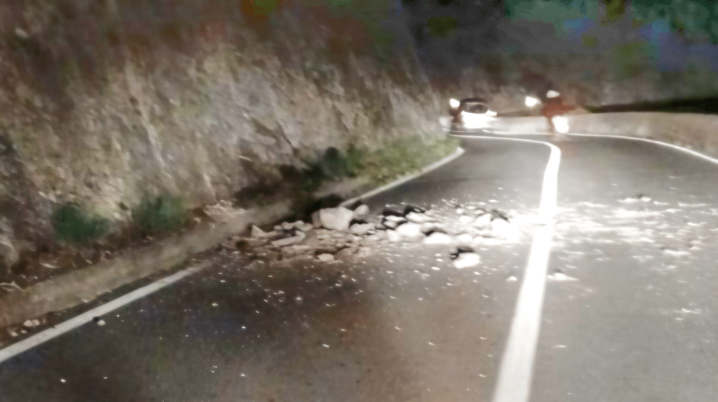 Frana Statale Amalfitana vietri