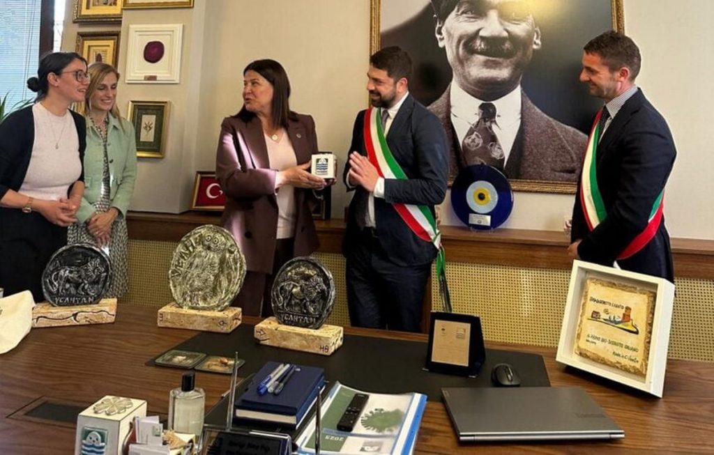 firma internazionale ascea la rotta focei