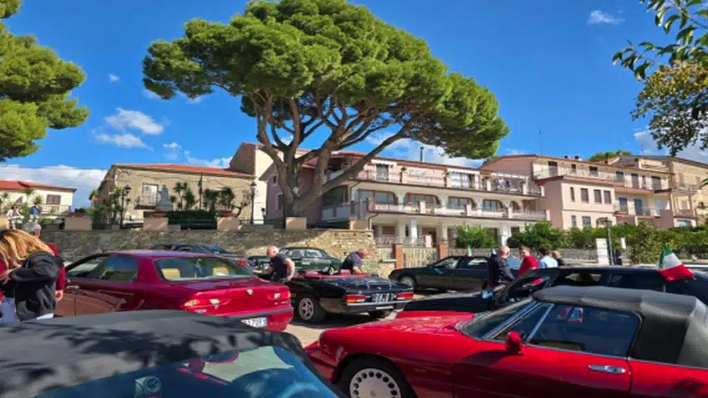 battipaglia veicoli epoca Tour Cilento Club Storico Araba Phoenix