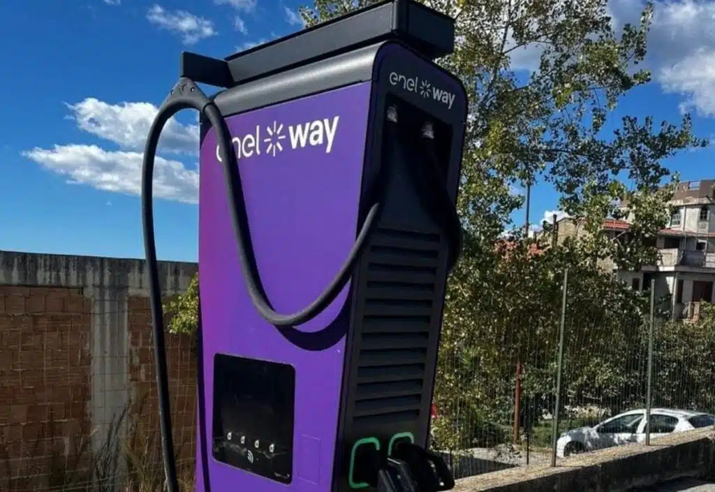 salento prima colonnina ricarica auto elettriche