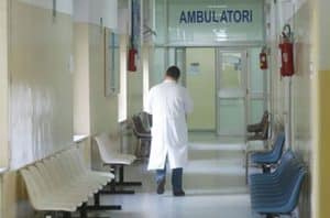 droga nascosta videocassetta ospedale ruggi salerno