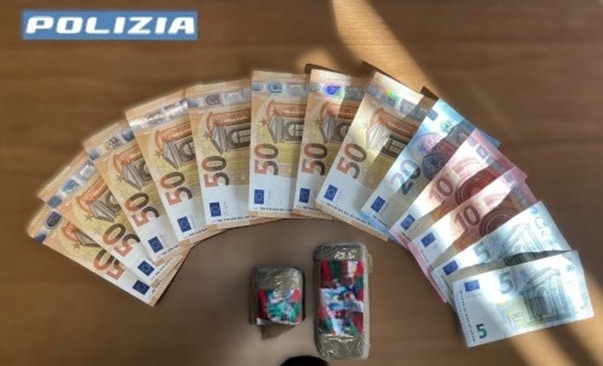 salerno spaccio arresto