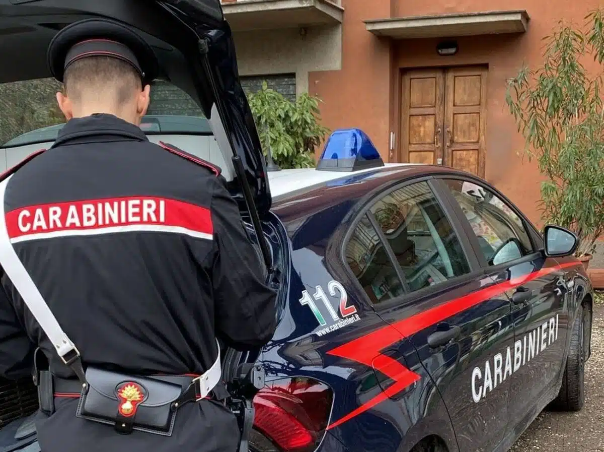 pagani accoltellamento vicini battesimo