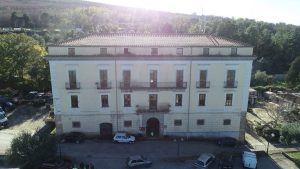 comunità montana obbligo lavoro politica scelta sospensione tar
