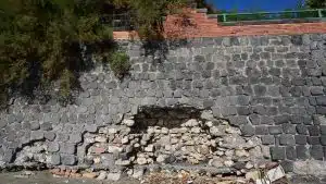 Lungomare Tafuri crepe cedimenti