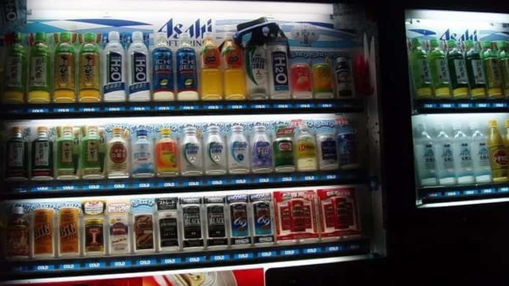battipaglia furto distributore bibite arrestata
