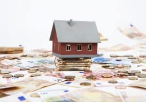 mercato immobiliare residenziale 2025 salerno