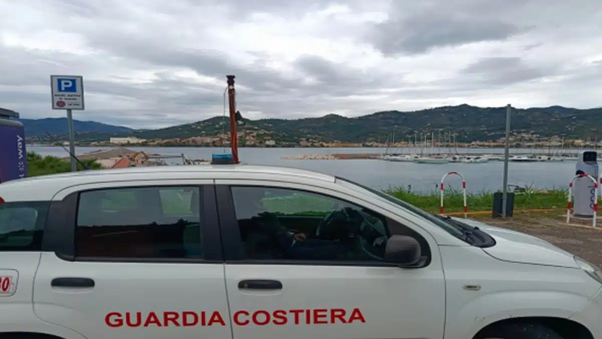 sapri sequestro pesce spada multa