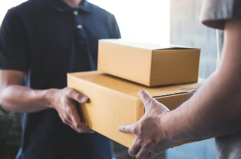 falso corriere cava de' tirreni truffa amazon orologi