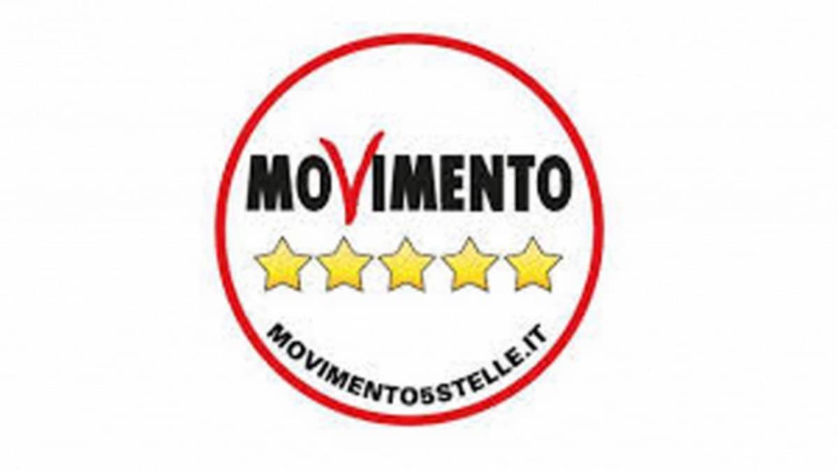 agropoli M5S reddito dignità