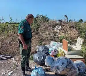 pontecagnano faiano rifiuti abbandonati 1 ottobre