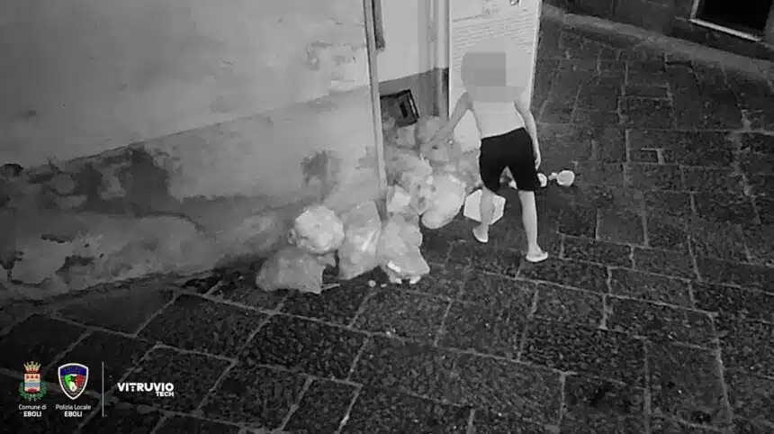 abbandono rifiuti Eboli