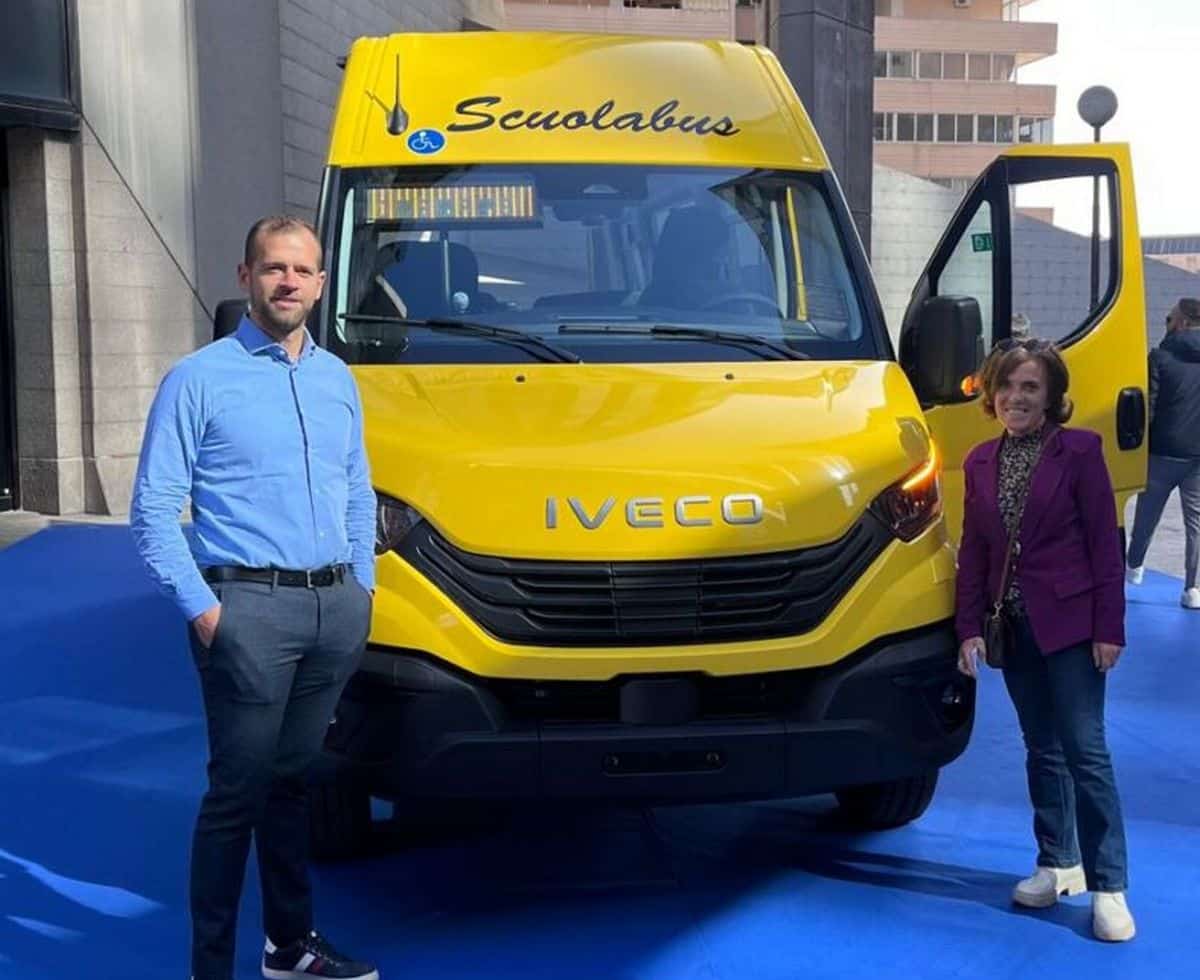 sant'arsenio scuolabus elettrico 27 ottobre