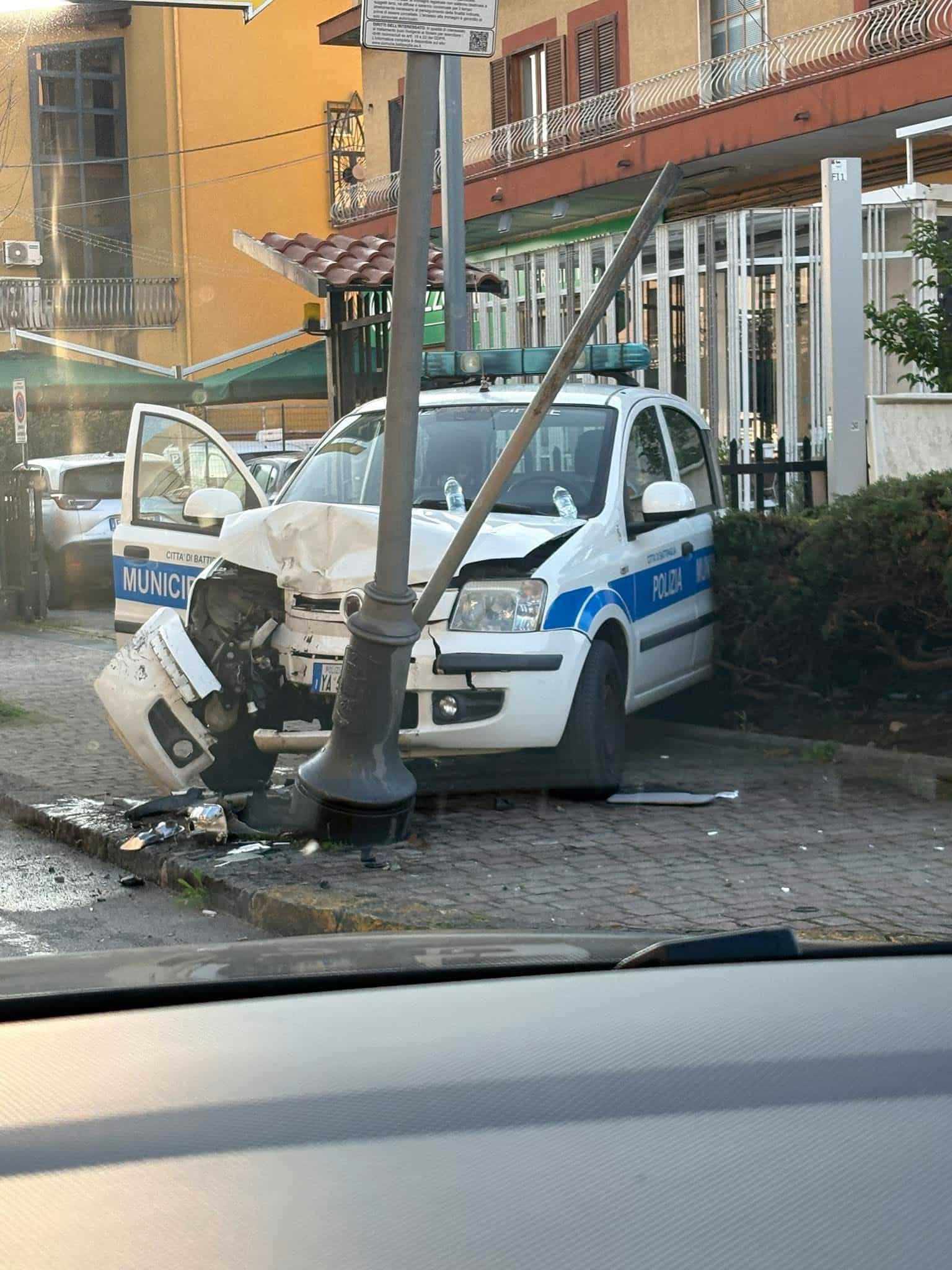 incidente battipaglia polizia municipale 14 novembre