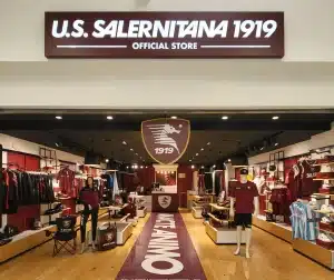 salernitana calciatori incontro tifosi store