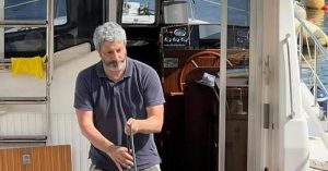 Campania, scoppia il “caso Paprika”: la barca di Fico accende la campagna elettorale. Cirielli e Iannone all’attacco, il candidato M5S replica