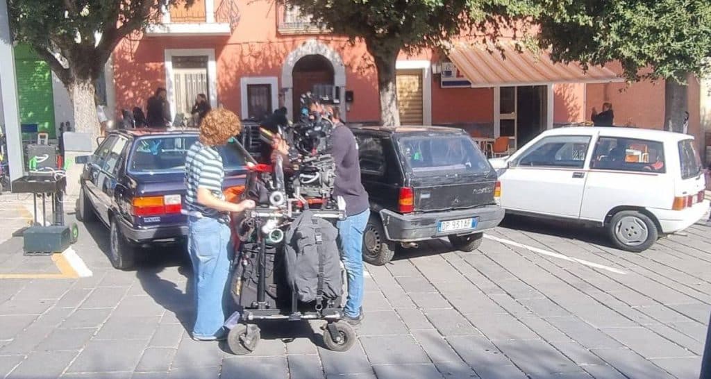 Caggiano diventa set televisivo: nel borgo al via le riprese sulla vicenda Kassam