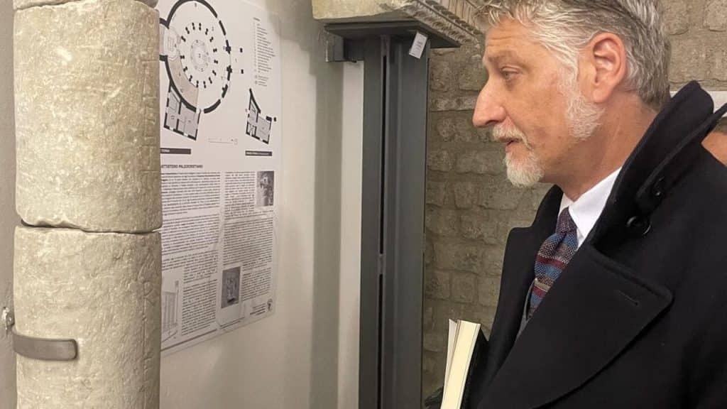 Alessandro Giuli in tour a Salerno e provincia: tra archivi storici e cantieri culturali