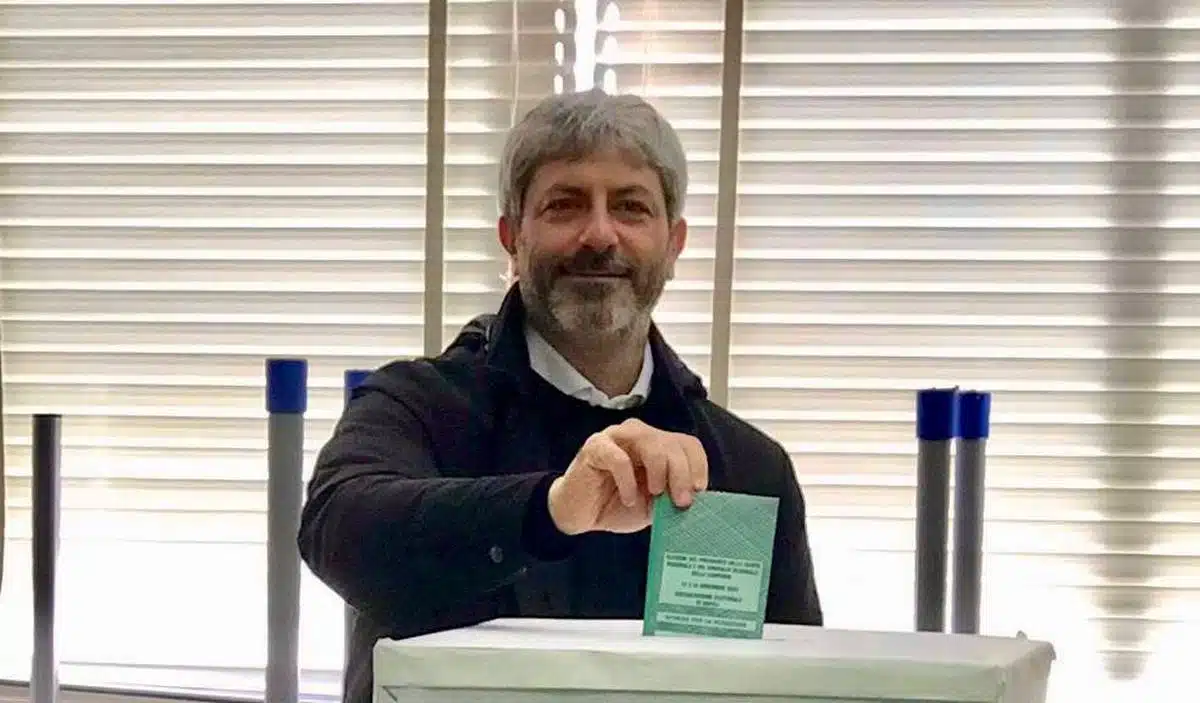 Regionali Campania, vince il centrosinistra: Roberto Fico è il nuovo governatore