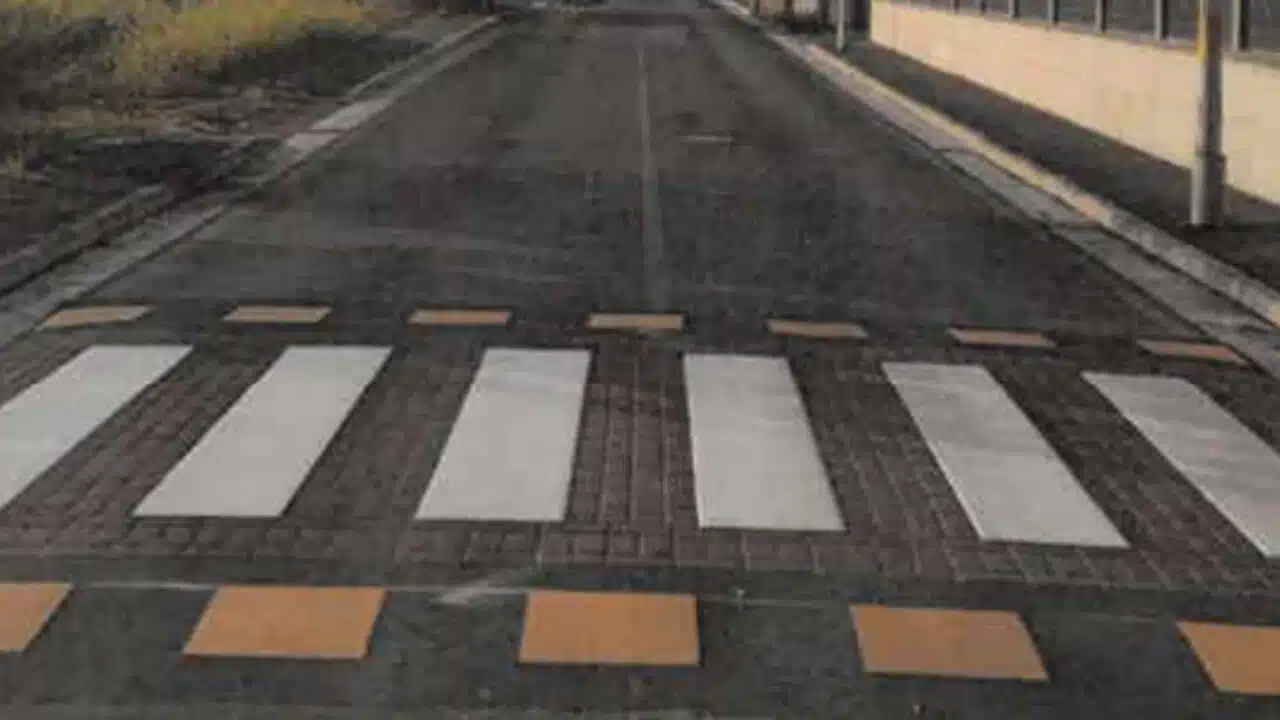 capaccio paestum passaggi pedonali rialzati zone 30