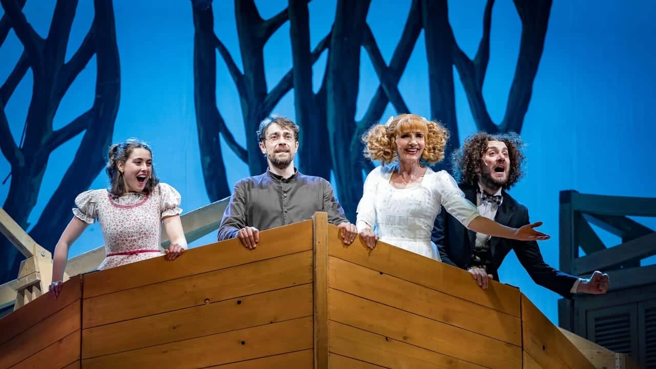 “Aggiungi un posto a tavola” al Teatro Verdi: tre serate a Salerno per la storica commedia musicale