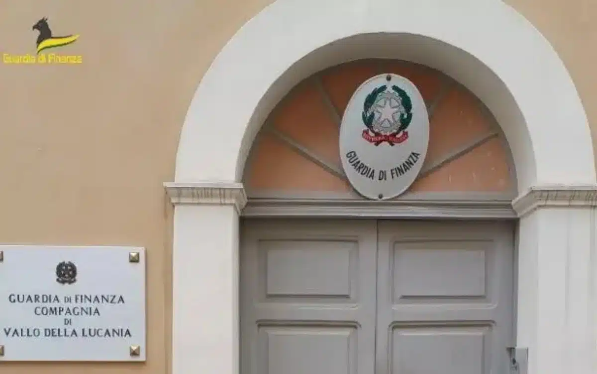 bancarotta fraudolenta arresti vallo lucania