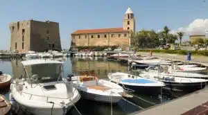 pollica petizione parco giochi acciaroli