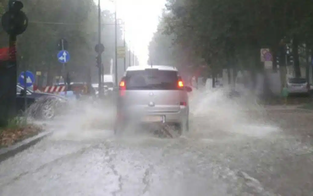 strada statale 18 riaperta sapri maltempo