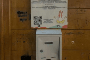 Sala Consilina cassetta ascolto vandalismo