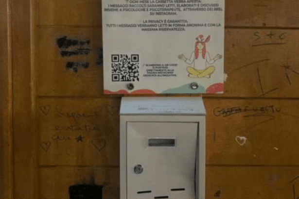 Sala Consilina cassetta ascolto vandalismo