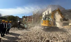 Giffoni demolizione fabbricato