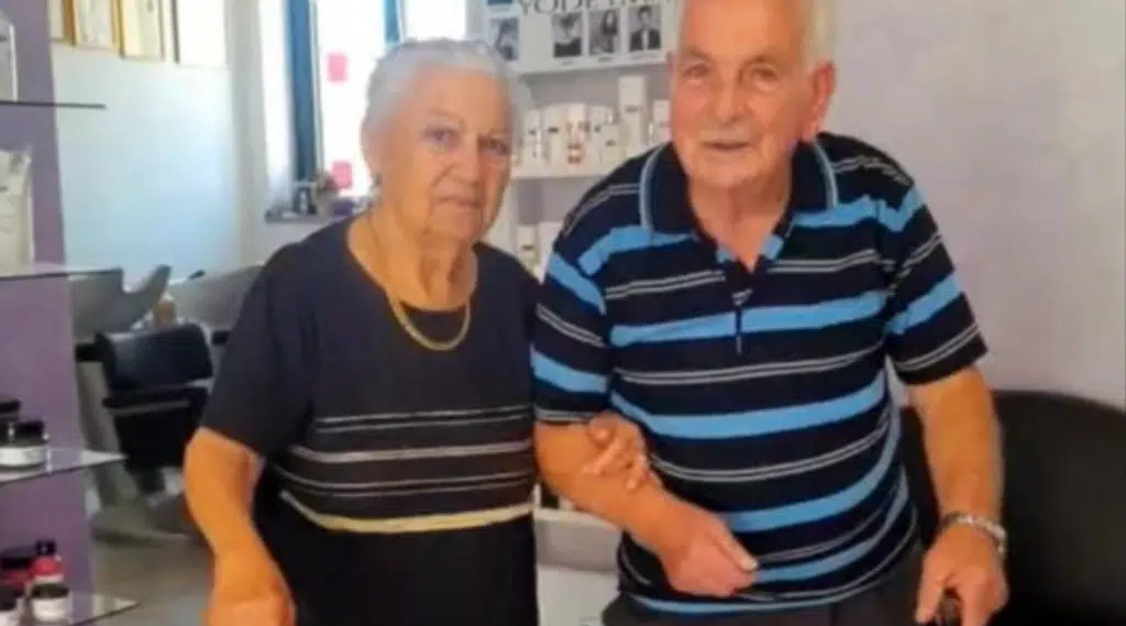 morti marito moglie incidente Sant'Arsenio 