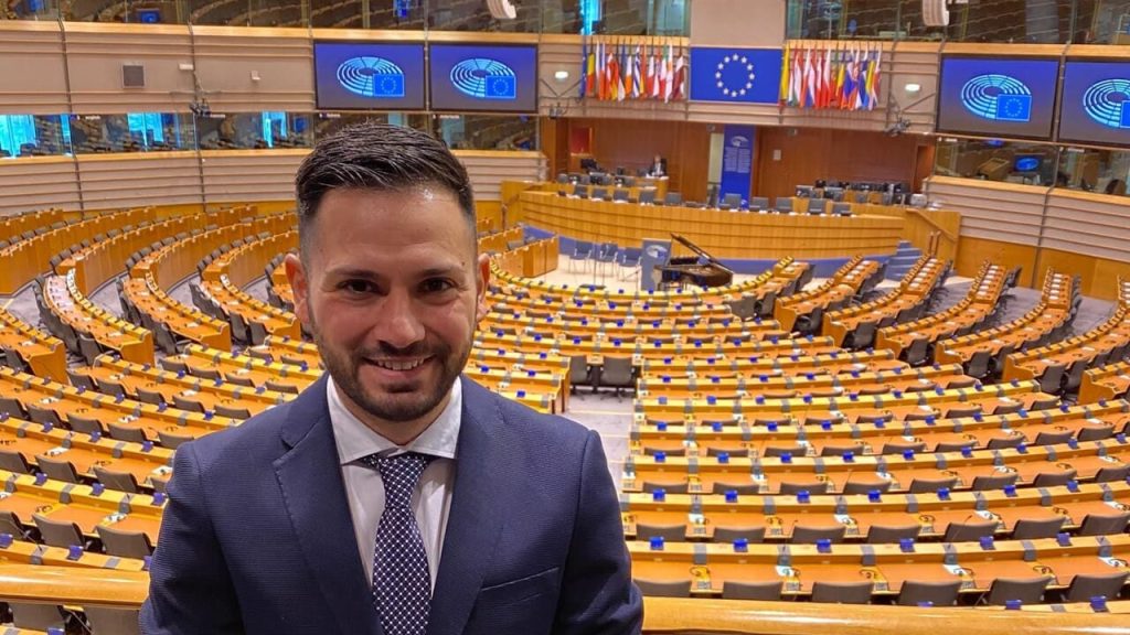 tiziano sica coordinatore cittadino pellezzano adesione italia viva