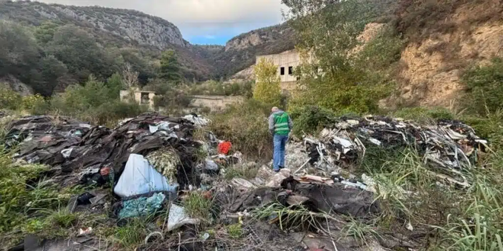 discarica abusiva sarno