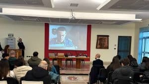 violenza genere salerno incontro caserma