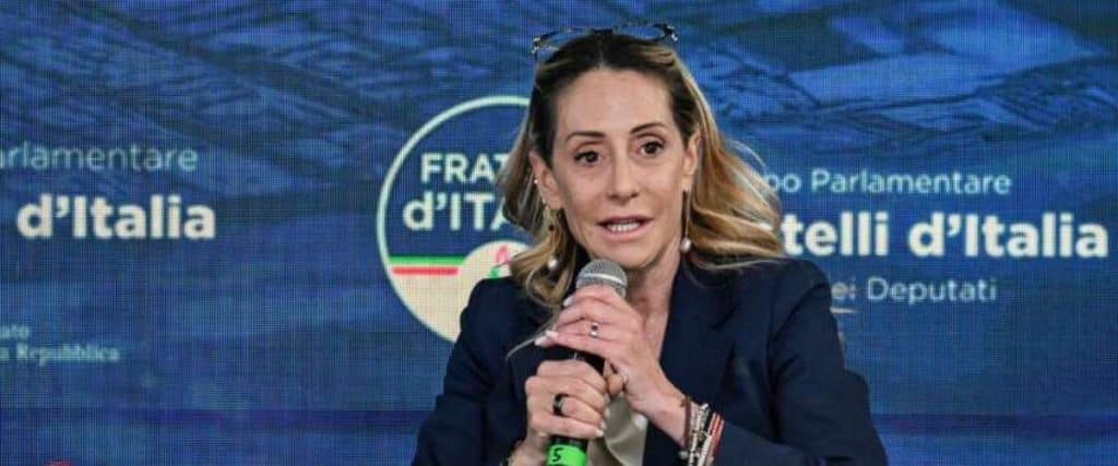 Campagna elettorale in Campania, Meloni e la sorella Arianna a sostegno di Cirielli: Napoli al centro della strategia del centrodestra