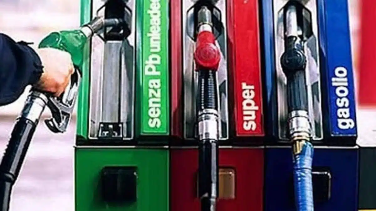 furto autolavaggio battipaglia denunce 16 novembre