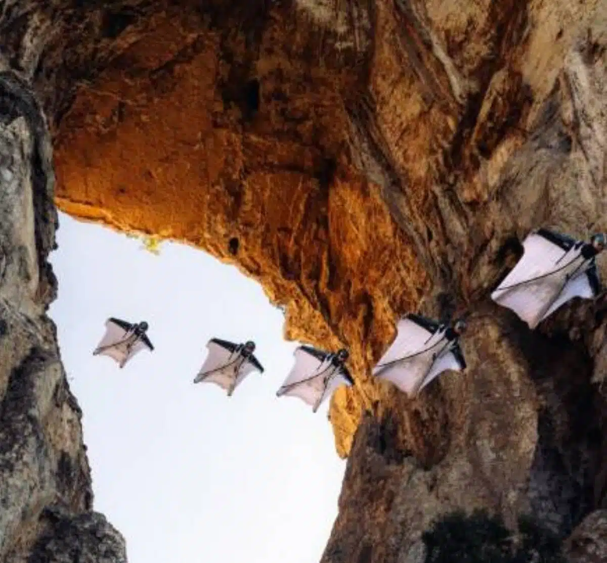 positano filip kubica wingsuit Buco Montepertuso