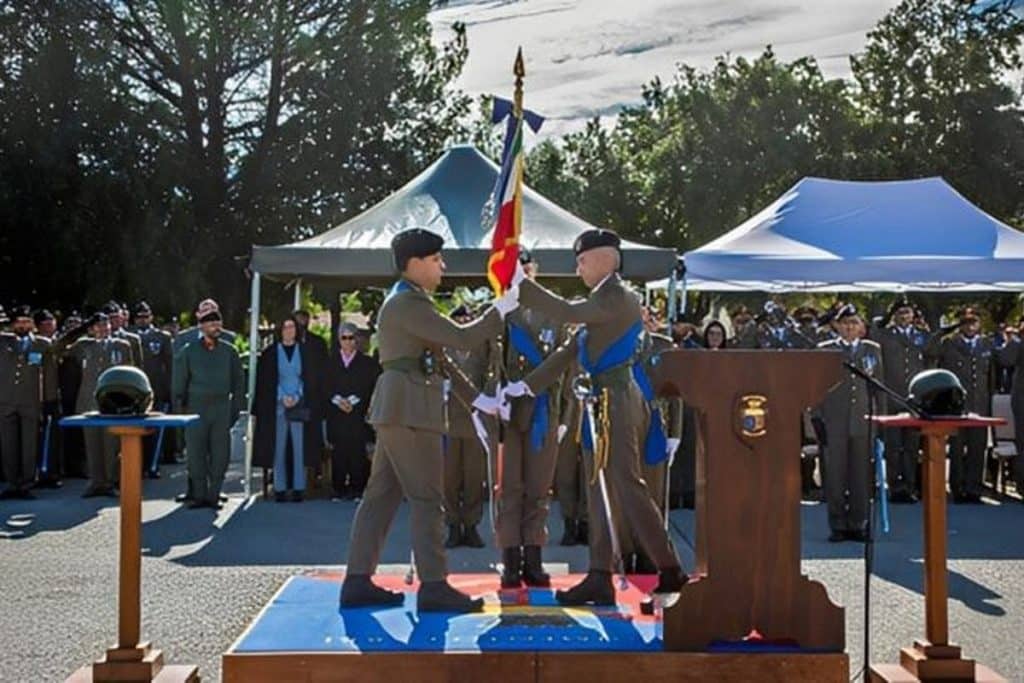 Persano, avvicendamento al comando del 4° Reggimento carri: Stefano Catania subentra ad Antonio Merenda