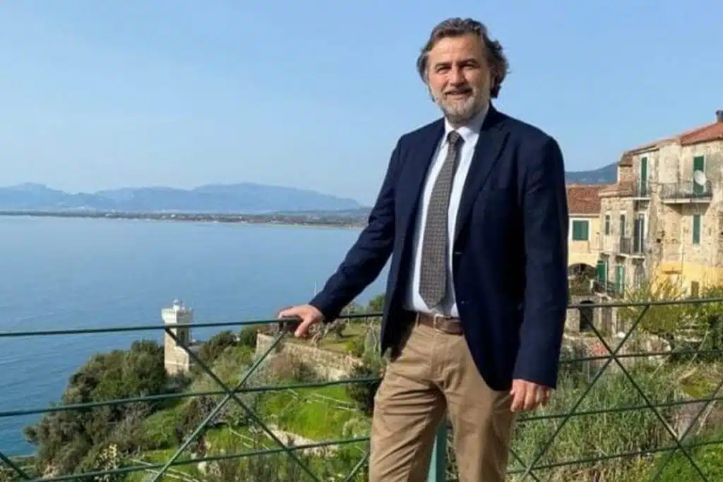 agropoli gestione demanio marittimo denuncia pesce