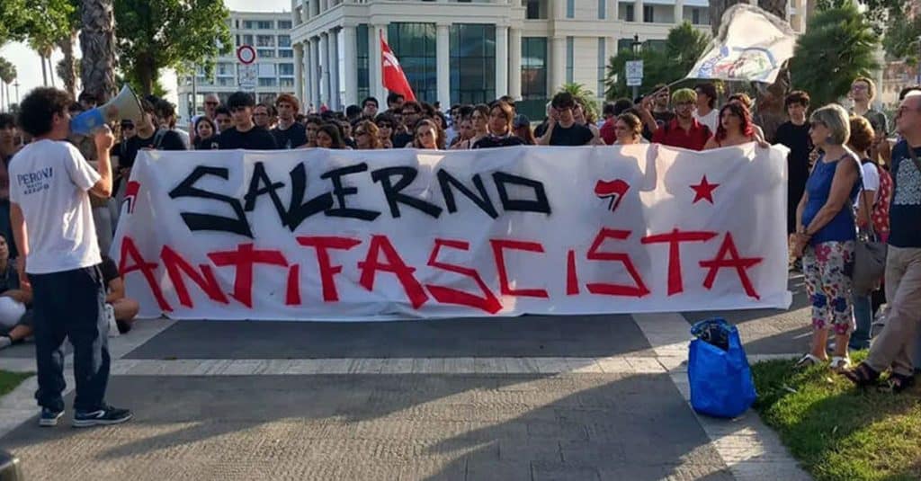 salerno rissa corteo carlo falvella denunce