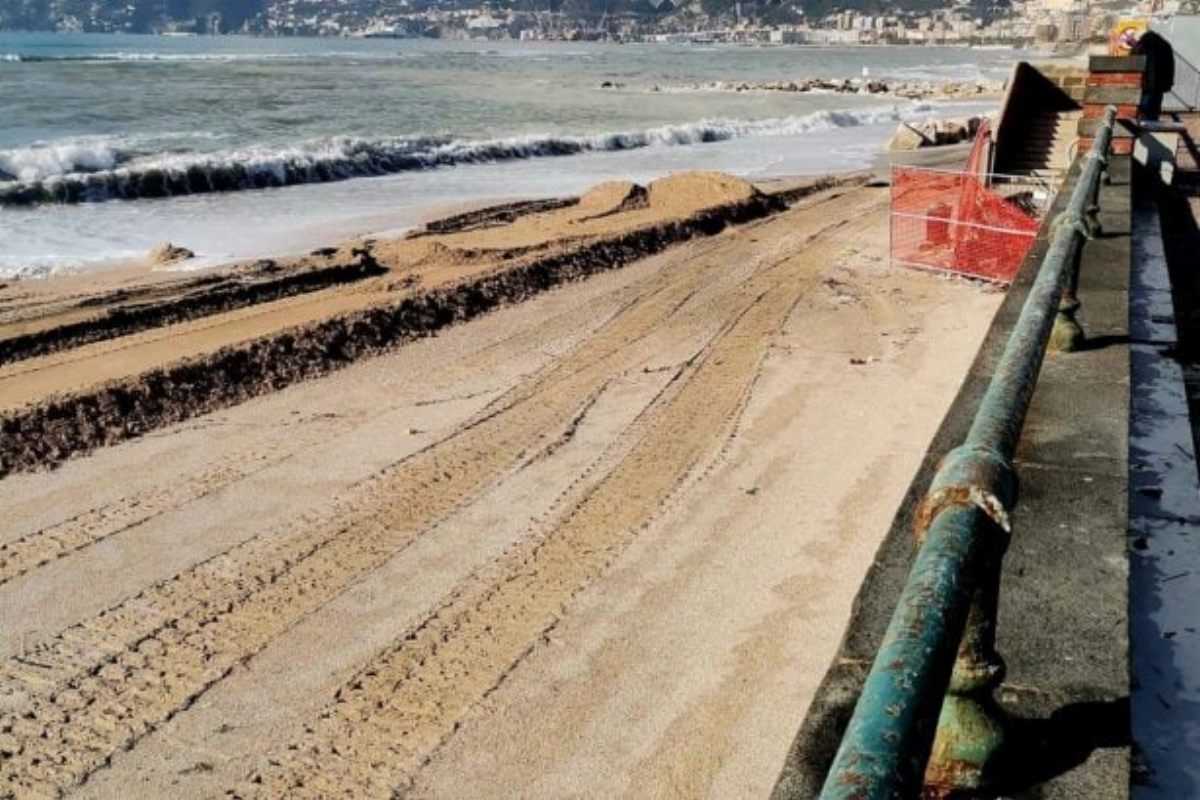 lavori ripascimento universo beach salerno