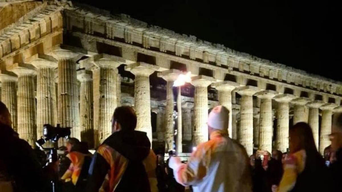 fiamma olimpica paestum 21 dicembre