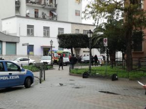 battipaglia ragazza caduta tombino padre denuncia ritardi soccorsi