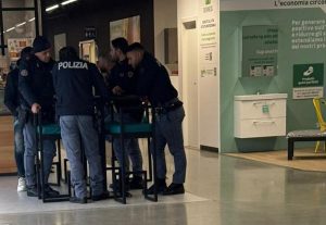 Furto sventato al Leroy Merlin di Salerno: minorenne fermato dalla vigilanza