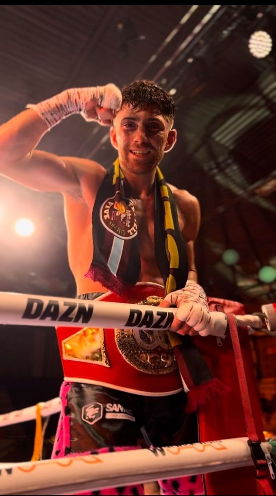 Il salernitano Francesco De Rosa campione d’Europa: impresa sul ring in Sardegna