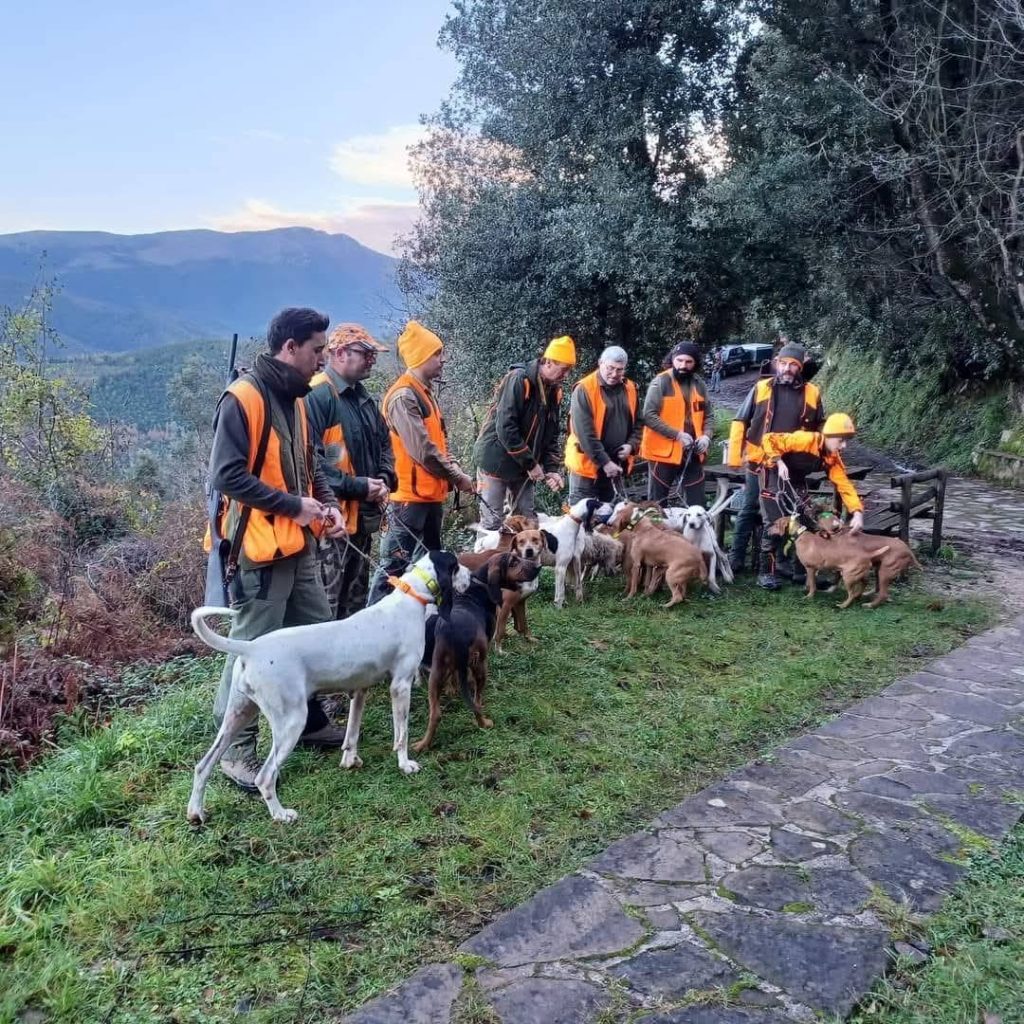 Agropoli, solidarietà natalizia: cacciatori donano carne di cinghiale alle famiglie in difficoltà