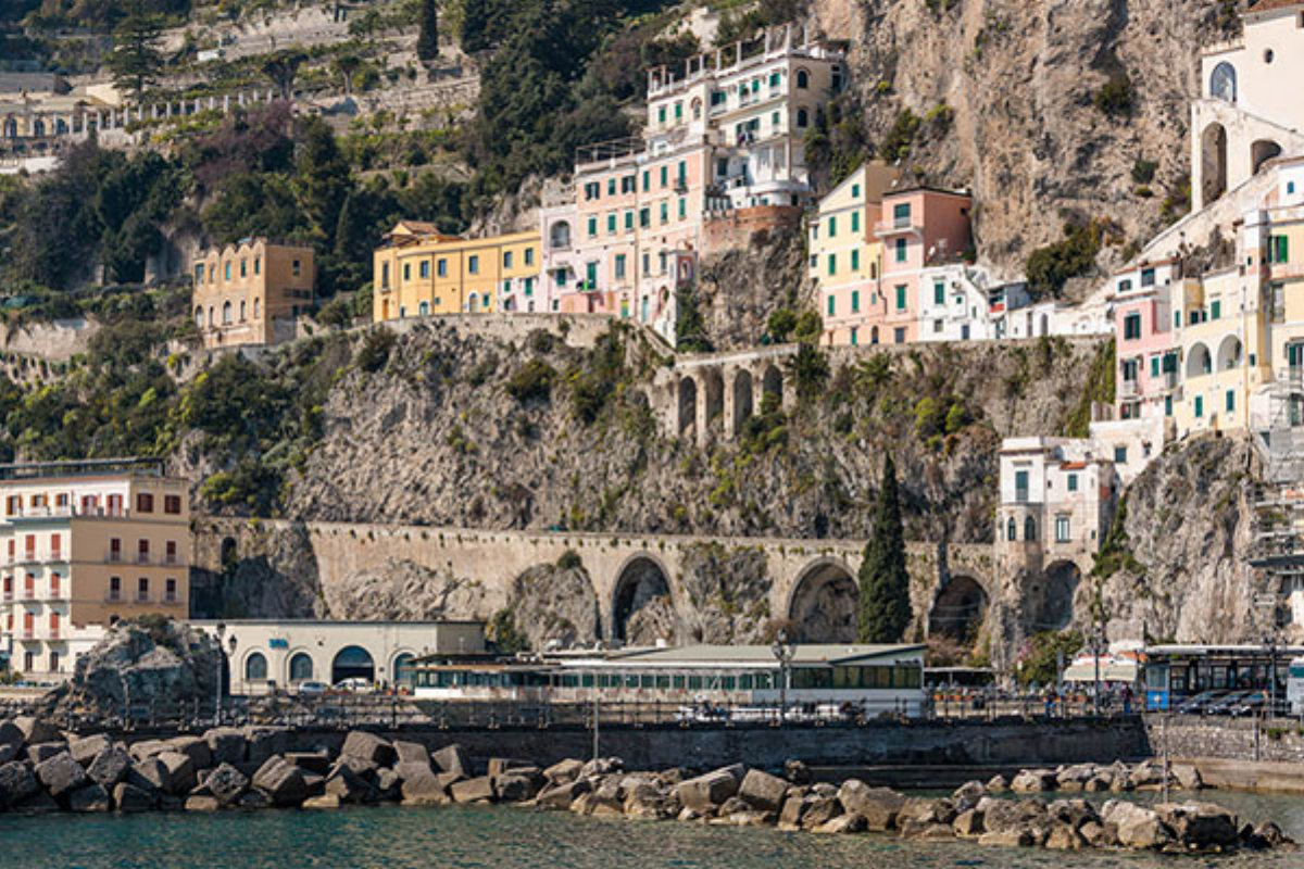 amalfi fiamma olimpica milano cortina 2026